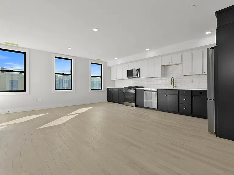 280 Sumner Street - 2